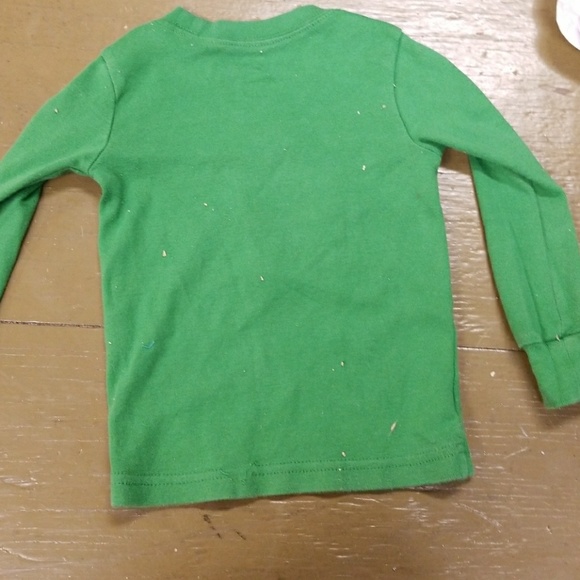 2T boys or girls Shirt - Picture 2 of 3